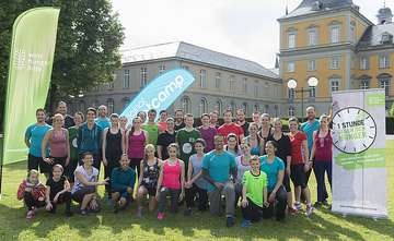 Gruppenfoto beim Charity-Training in Bonn