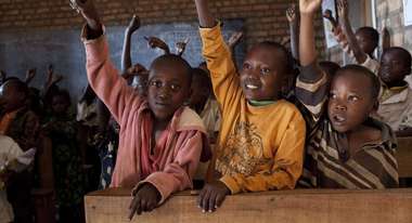 Kinder in einer Schule in Burundi