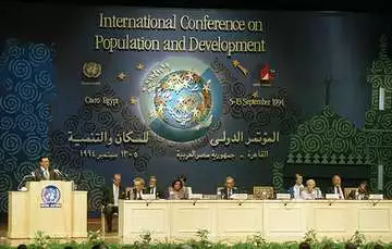 Weltbevölkerungskonferenz in Kairo: Ein Foto von den Teilnehmer*innen