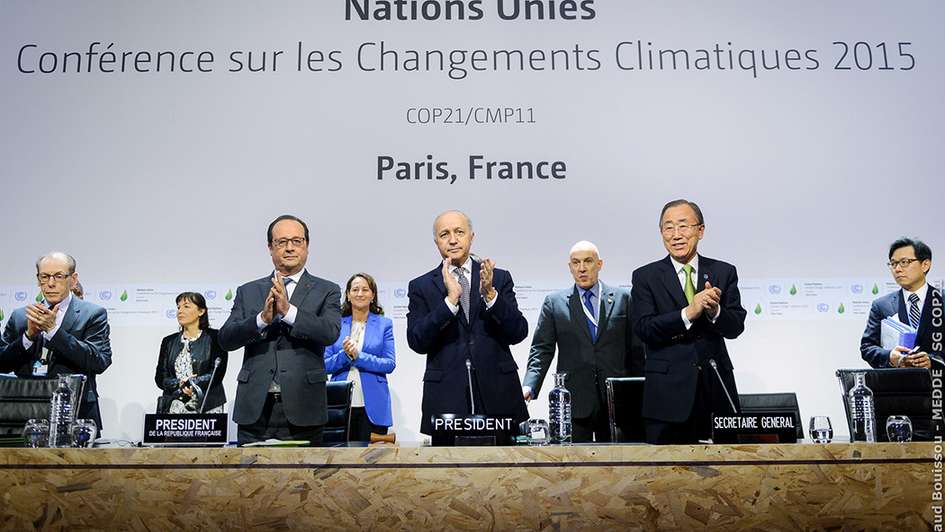 Klimaschutzkonferenz: Der UN-Generalsekretär, zwei Präsidenten und fünf weitere Personen.