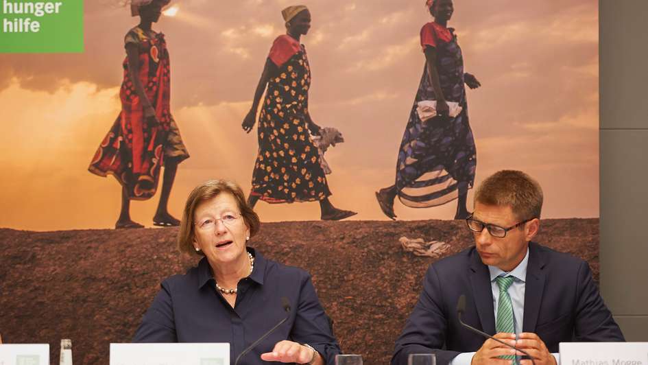 Marlehn Thieme (Präsidentin der Welthungerhilfe) und Matthias Mogge (Generalsekretär der Welthungerhilfe) bei der PK zum Jahresbericht 2018