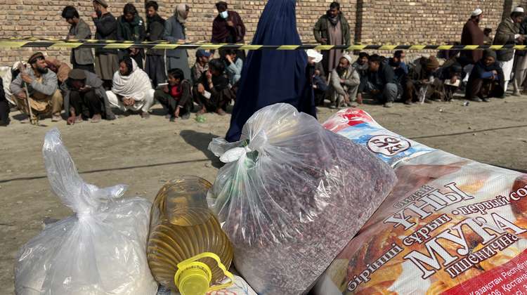 Lebensmittelverteilung in Afghanistan, 2022.
