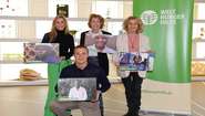 Tanja Lanäus, Alem Begic, Gaby Dohm und Michaela May auf einem Gruppenfoto beim Pressetermin zur Woche der Welthungerhilfe 2023 in München.