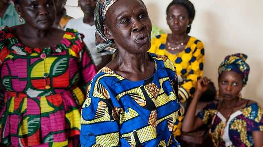 Alphabetisierungskurs für Frauen in der Zentralafrikanischen Republik