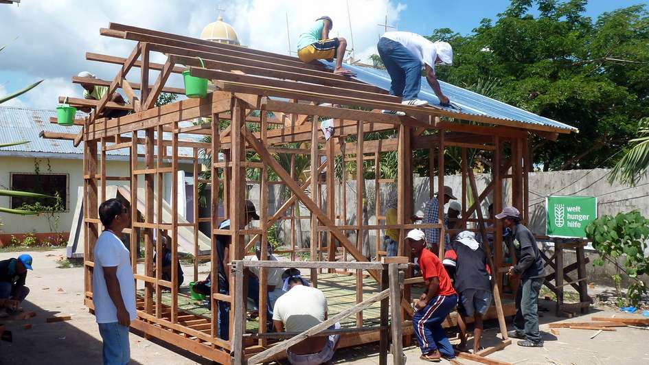 Philippinen, Wiederaufbau The Philippines, reconstruction work