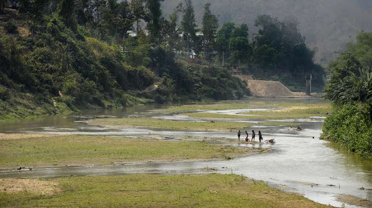 Ein überschwemmtes Gebiet in Bangladesch, Folge eines tropischen Tiefdruckgebietes.