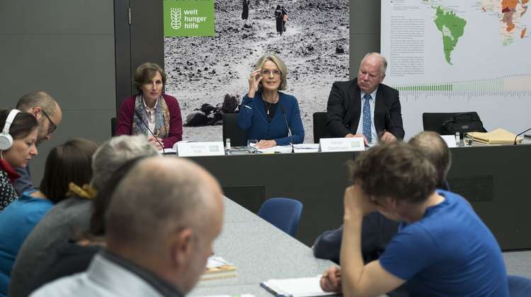 Pressekonferenz Welthungerhilfe: v.l. Simone Pott, Bärbel Diekmann und Dr. Klaus von Grebmer
