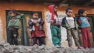 Viele Kinder in Nepal sind zu klein.
