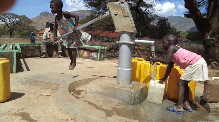 Trinkwasserbrunnen in Karamoja in Uganda.