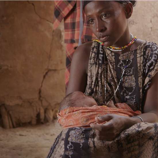 Die Mutter Daki Golacha mit Kind, Kenia 2021.