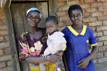 Eine Mutter von sechs Kindern in Yambe, Malawi.