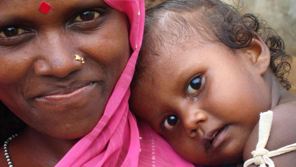 Mutter und Kind in Indien