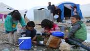 Kinder in einem Camp für Geflüchtete