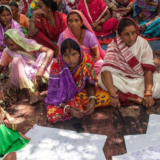 Frauengruppe der Women's Federation in Jharkand, Indien