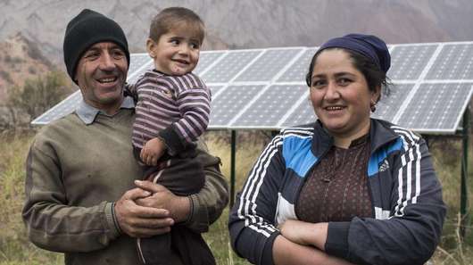 Projekte gegen den Klimawandel: Wasser- und Solarkraft in Tadschikistan