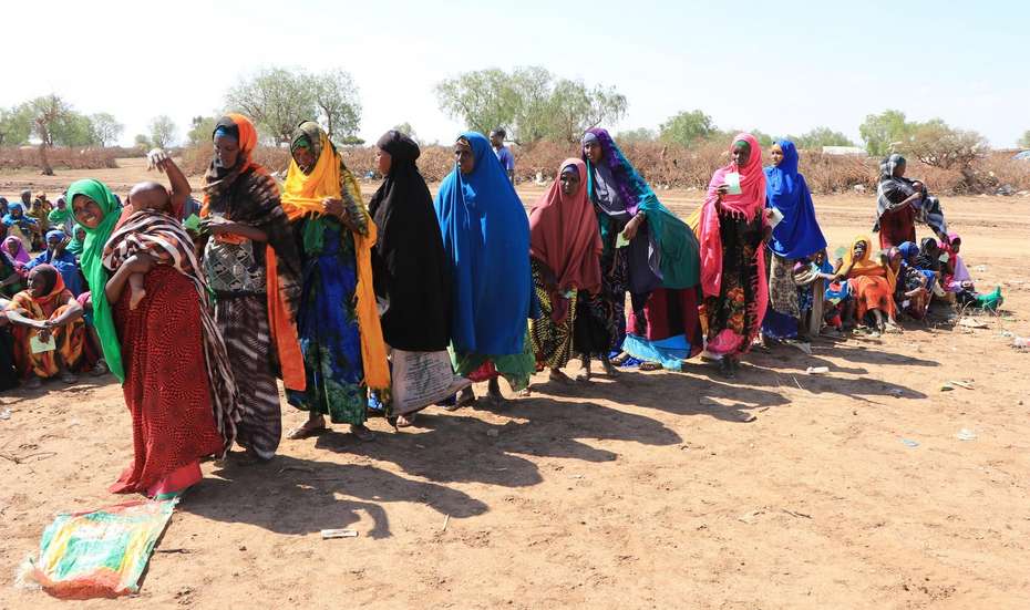 Die Welthungerhilfe verteilt in Somaliland (2017) dringend benötigte Lebensmittel. © Justfilms/ Welthungerhilfe