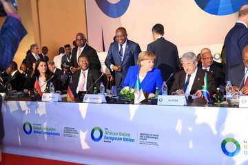 Angela Merkel beim EU-Gipfel Afrika