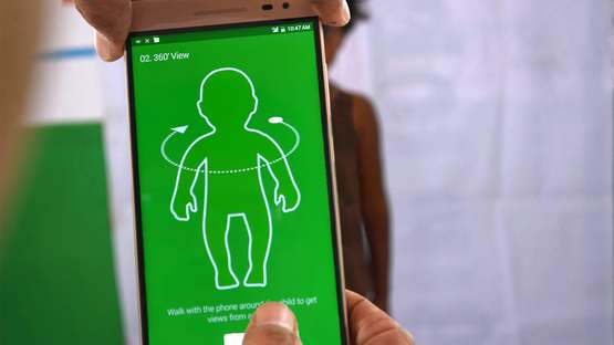 Die Child Growth Monitor App auf dem Smartphone, 2021.