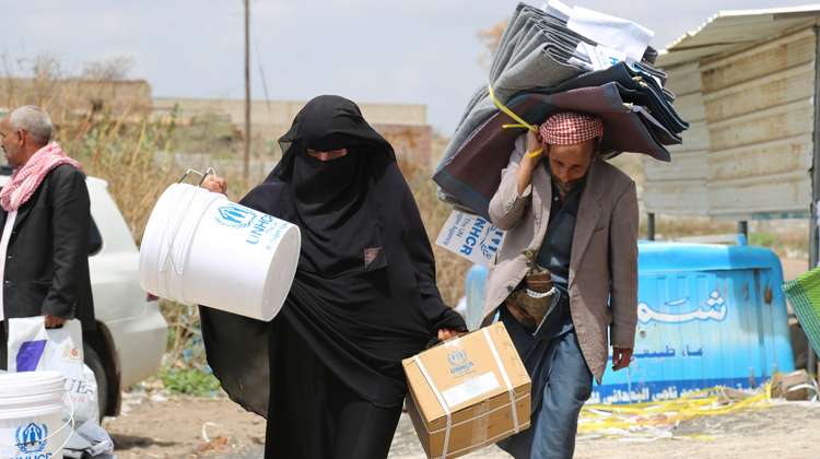 Im Jemen werden Hilfsgüter verteilt.